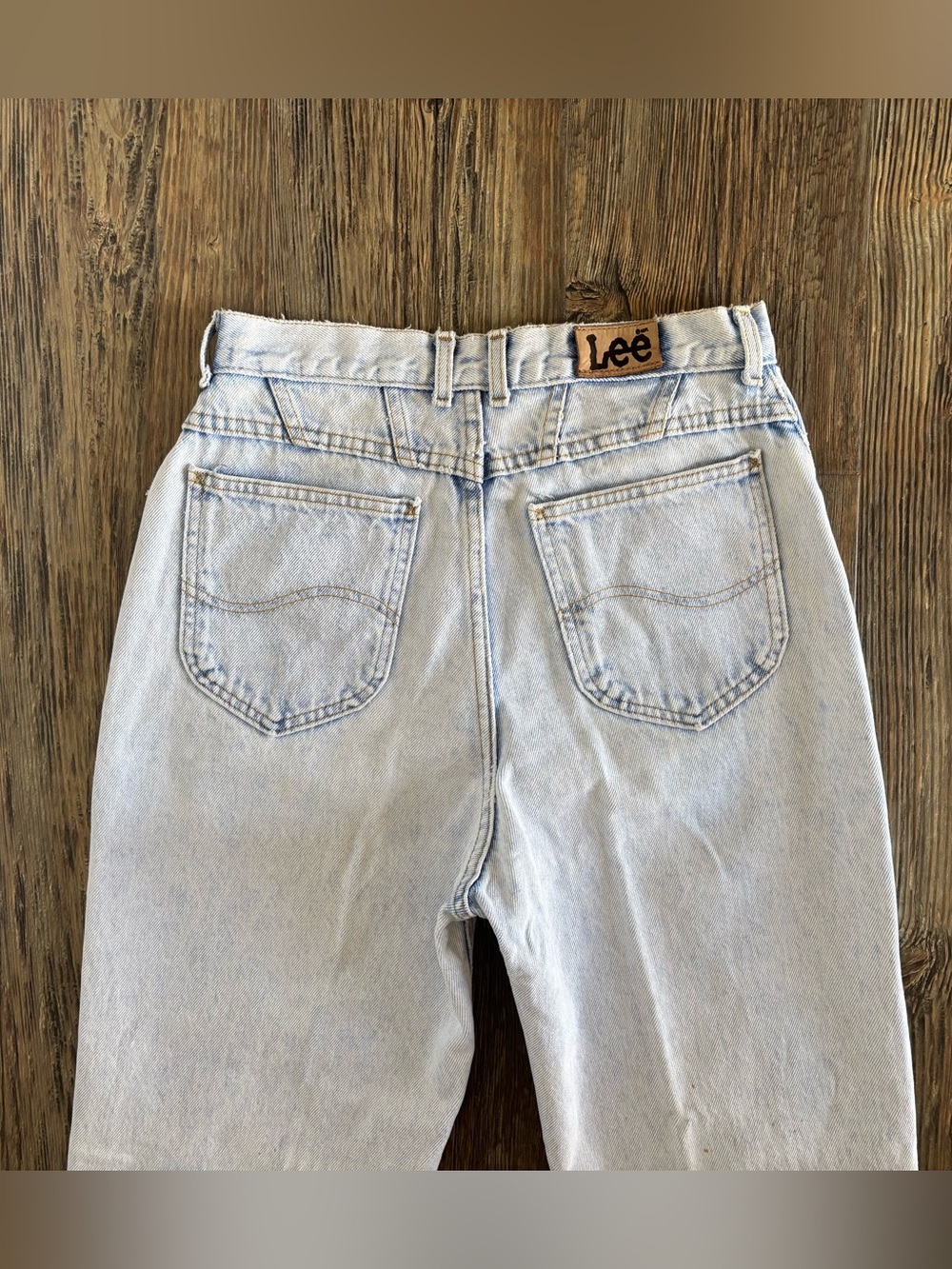 *FLAWS* Vtg Lee High Waist Tapered Light Wash Denim Jeans 10L Western Yoke 80s - Picture 10 of 16